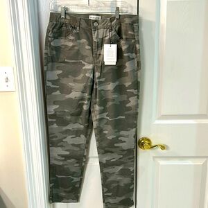 NWT Gibson Latimer Olive Green Camo Perfect Skinny Ankle Pants SZ 10